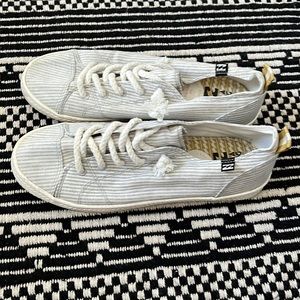 Billabong, women 7.5